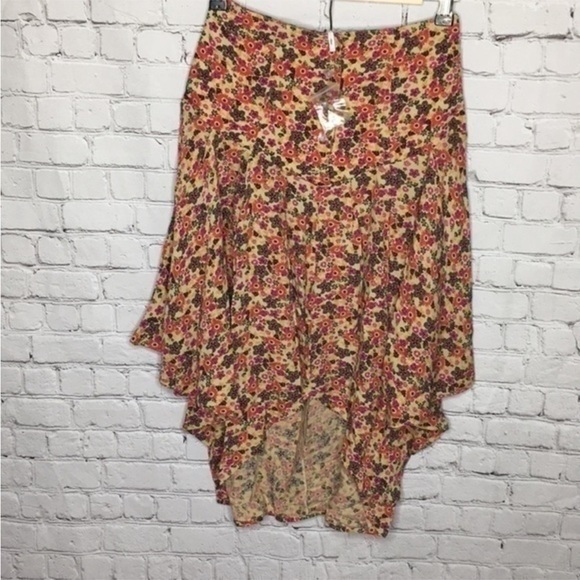 FREE PEOPLE flounce floral asymmetrical skirt - Picture 6 of 13